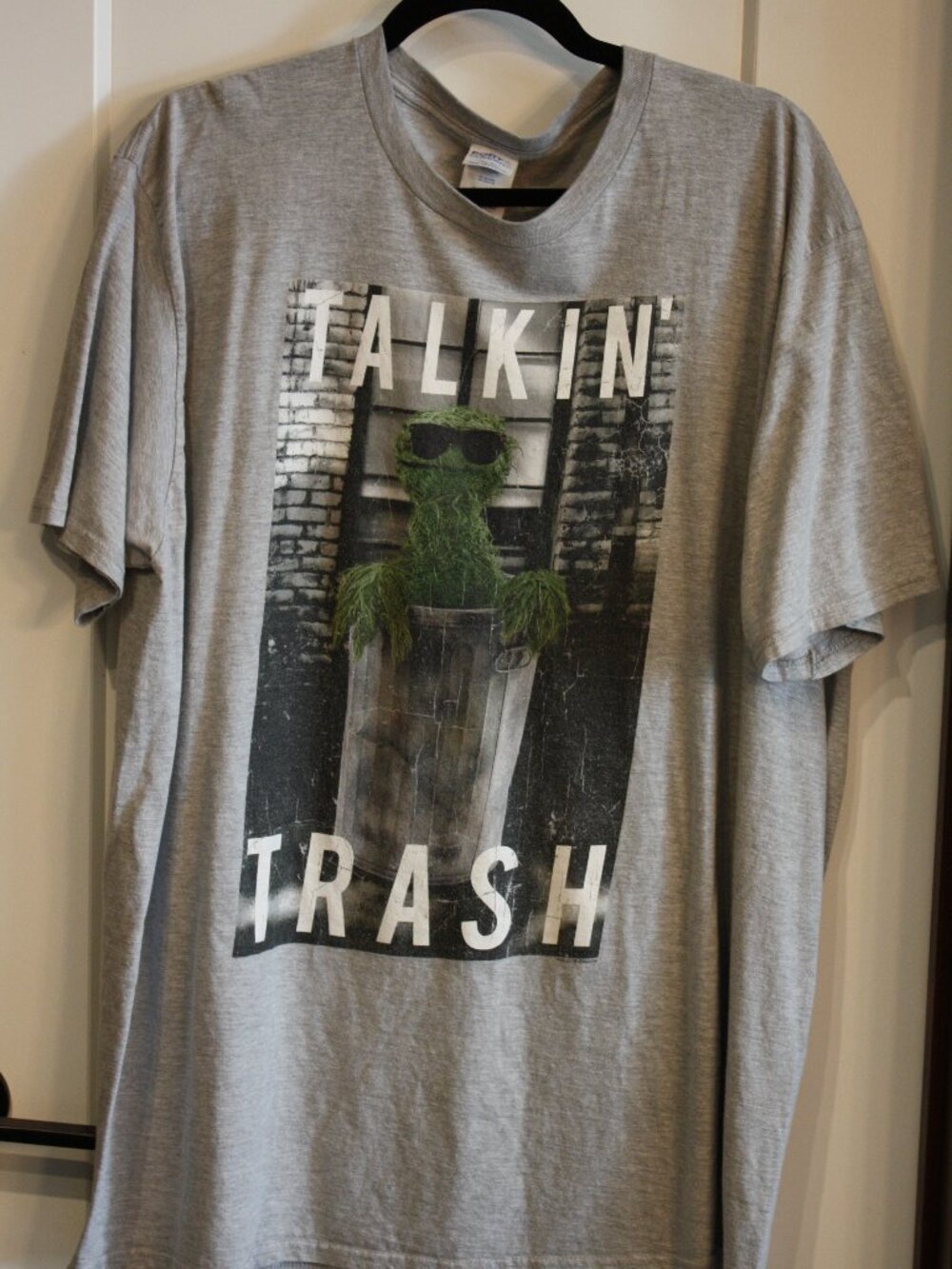 Port & Co. Tee-Shirt, Oscar the Grouch, Talking Trash Size 3X